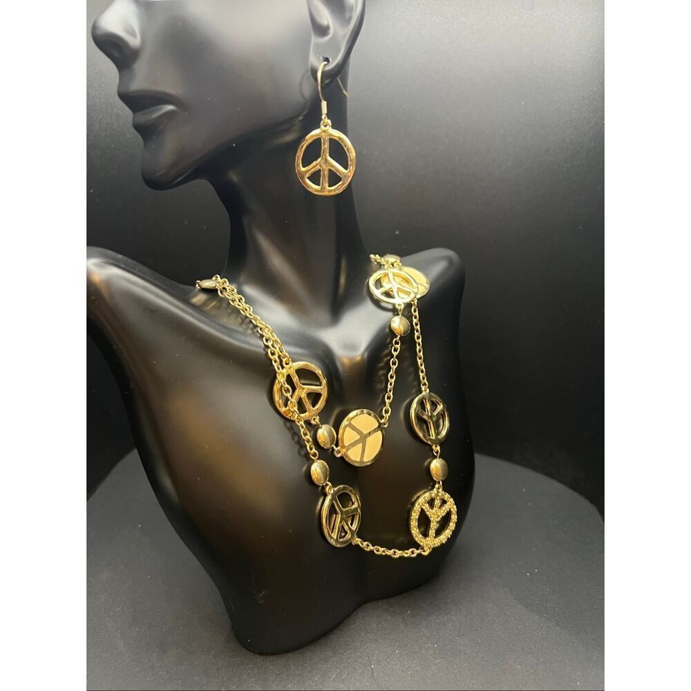 Vintage Neu Gold Tone Peace Sign Station Chain Necklace w Matching Earring Set